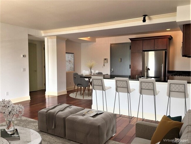 Foto del edificio - 1 S Astor St