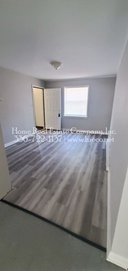 Foto del edificio - 2322 N Cherry St