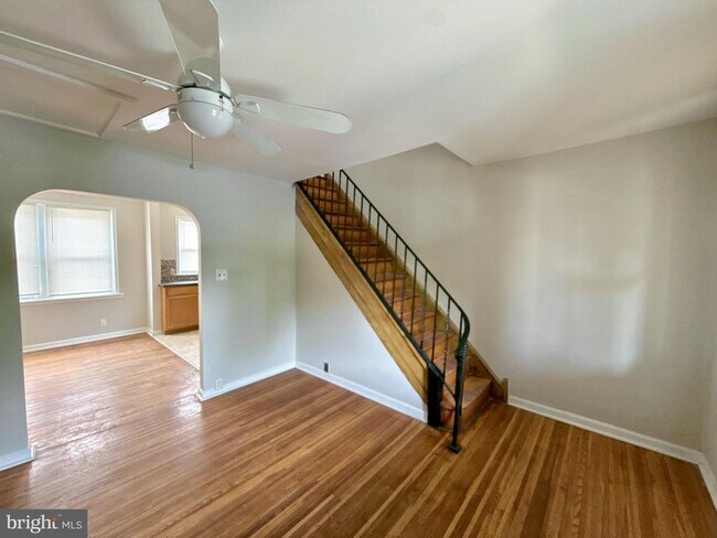 Foto del edificio - 3208 W Willard St