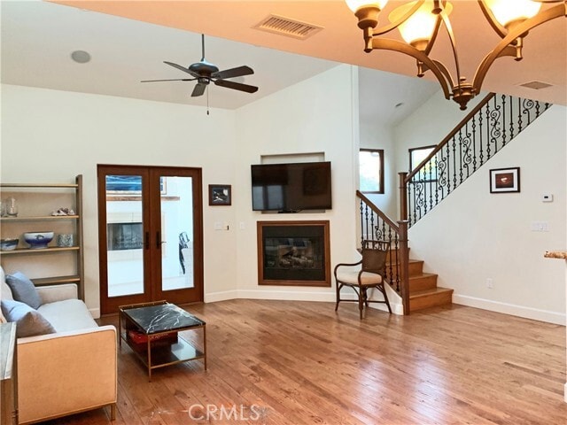 Building Photo - 601 Poinsettia Ave