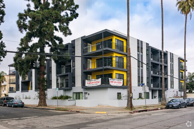 Foto del edificio - Celeste