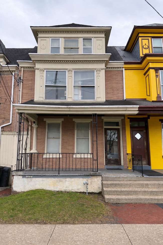 Foto del edificio - 624 E King St