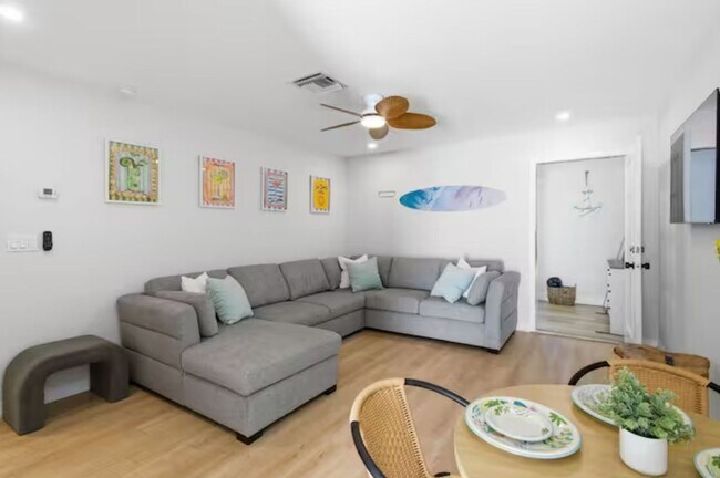 Building Photo - 2147 WA