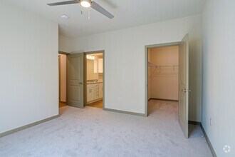 3BR, 2BA - 1,383SF - Primary Bedroom - Woodview