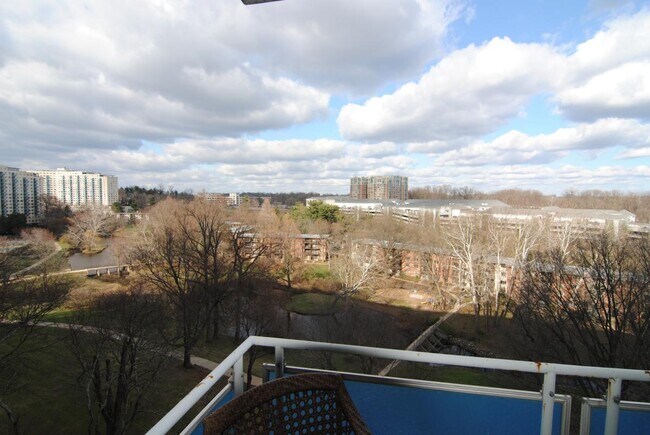 View from balcony - 10201 Grosvenor Pl