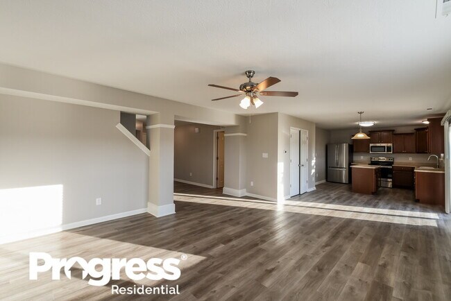 Building Photo - 2528 Apple Tree Ln