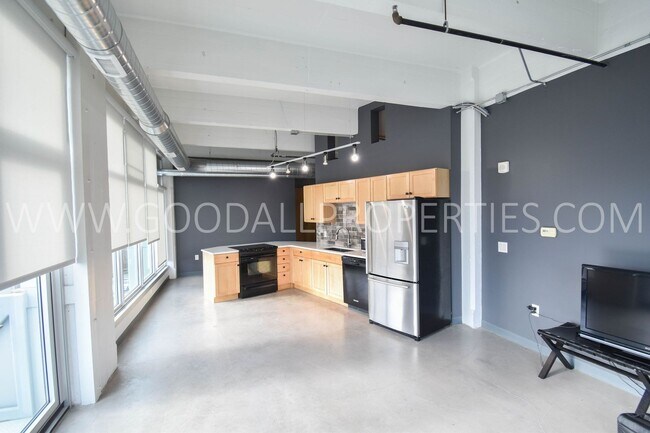 Foto del edificio - One Bedroom Loft Downtown (utilities Included)