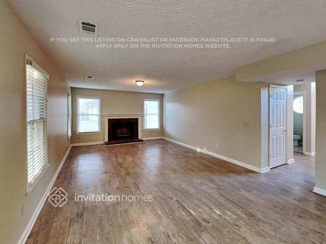 Foto del edificio - 1960 Wedgewood Dr