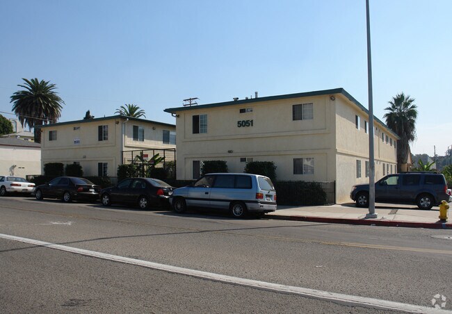 Foto del edificio - 5051-5067 1/2 Orange Ave.