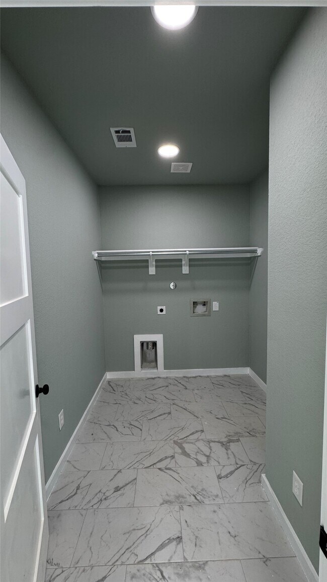 Foto del edificio - 129 S 10th St