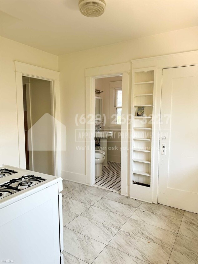 Primary Photo - 2 br, 1.5 bath House - 4011 Mississippi St...