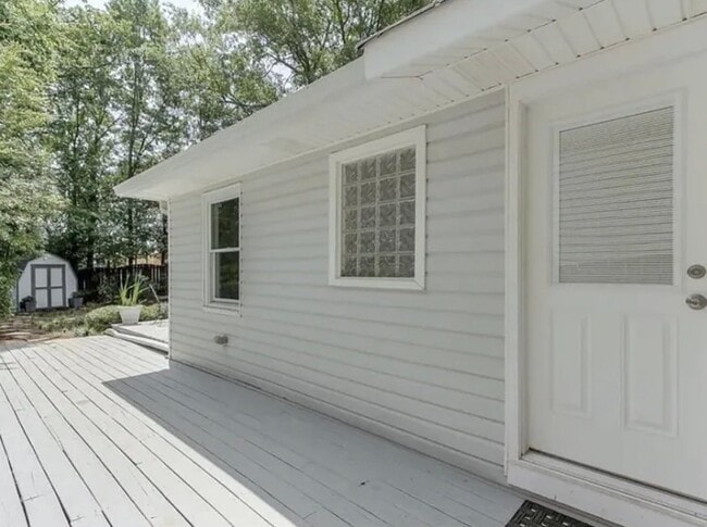 Foto del edificio - 121 Lockwood Terrace