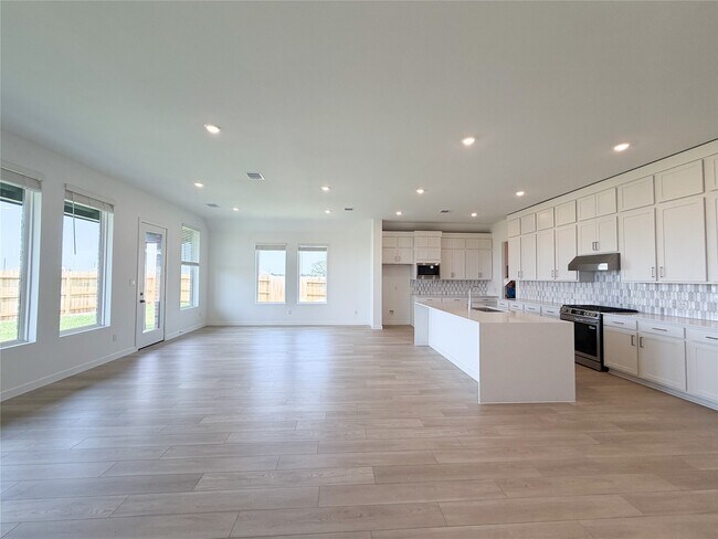 Foto del edificio - 2503 Pine Bluff Dr