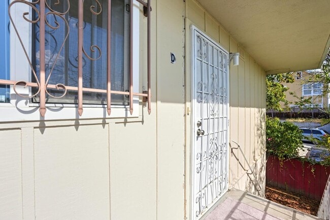 Foto del edificio - 9034 Hillside St