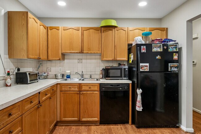 Foto del edificio - Charming and updated single-family home in a convenient Woodbridge location!