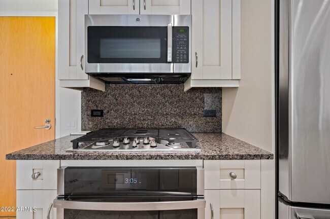 Foto del edificio - 7167 E Rancho Vista Dr