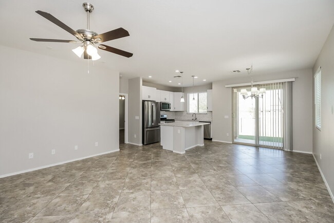 Building Photo - 21140 E Cherrywood Dr