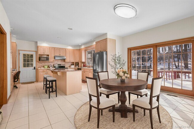 Foto del edificio - 50 Evergreen Row