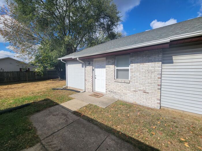 Primary Photo - Duplex Located On The North Side