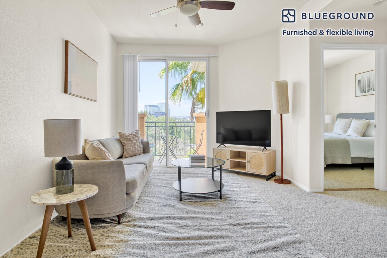 6000 De Soto Ave Unit FL3ID706, Los Angeles, CA 91367 Room for Rent