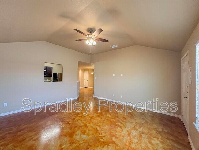 Foto del edificio - 1040 Mason Dr