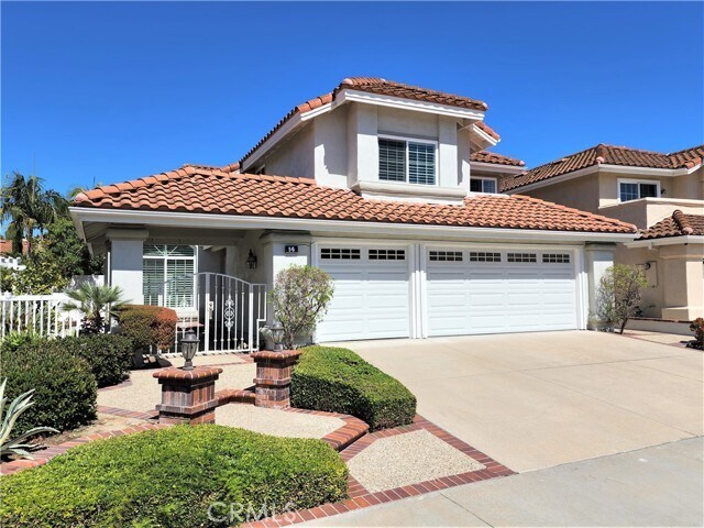 Building Photo - 14 Andalucia