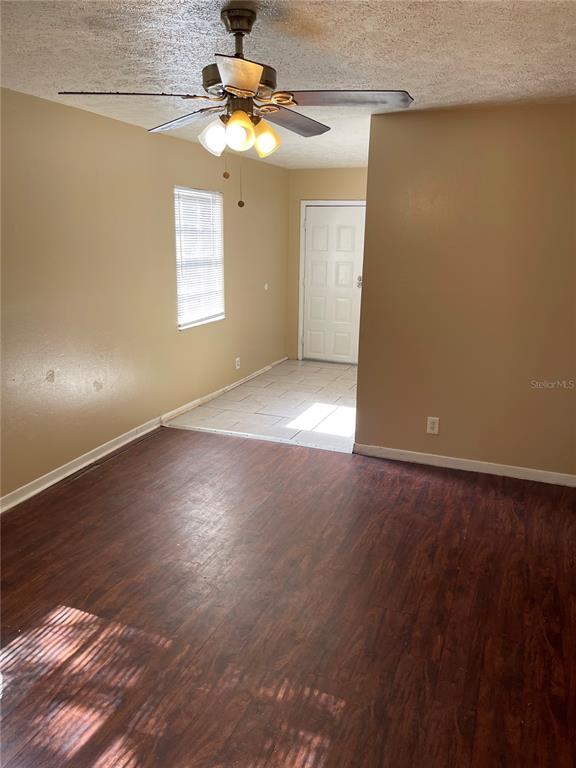 Building Photo - 3010 Gordon Ct