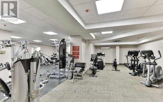 Building Photo - 260 Seneca Hill Dr