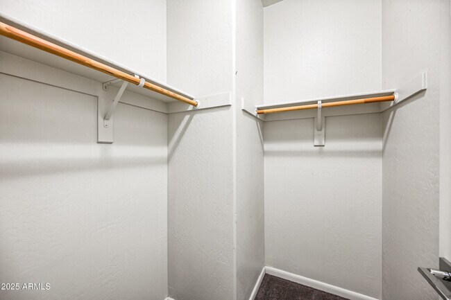 Foto del edificio - 2090 S Dorsey Ln