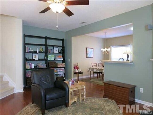 Foto del edificio - 111 Fanwood Ct