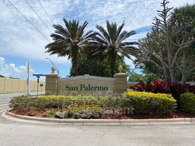 Foto del edificio - 1573 Napoli Dr W