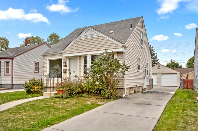 Building Photo - 3015 Williams St