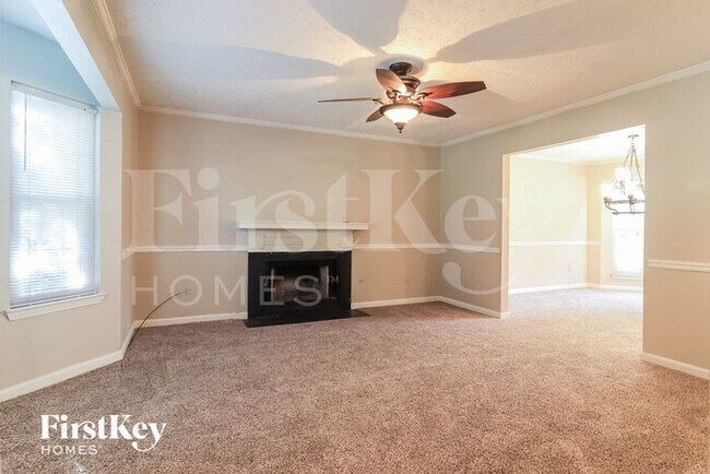 Building Photo - 4921 October Way NW