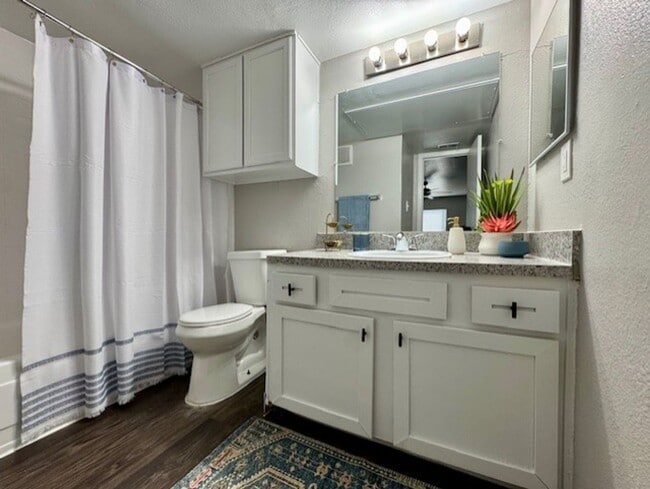 Interior Photo - Creeks Edge Apartments