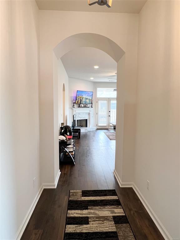 Foto del edificio - 901 Hedgefield Way