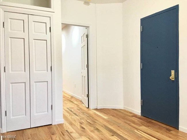 Foto del edificio - 1717 Himrod St