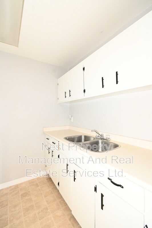 Building Photo - 4280 Quentin Ave