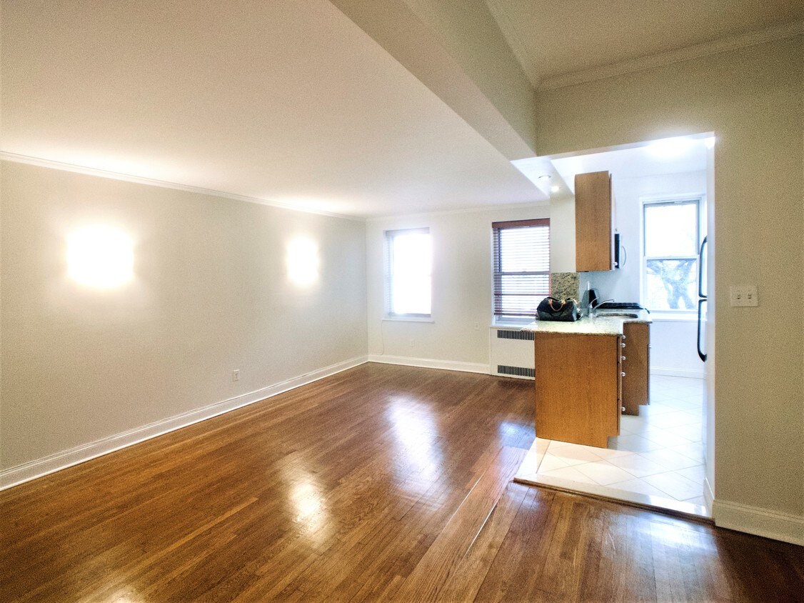Primary Photo - 34 W 46th St