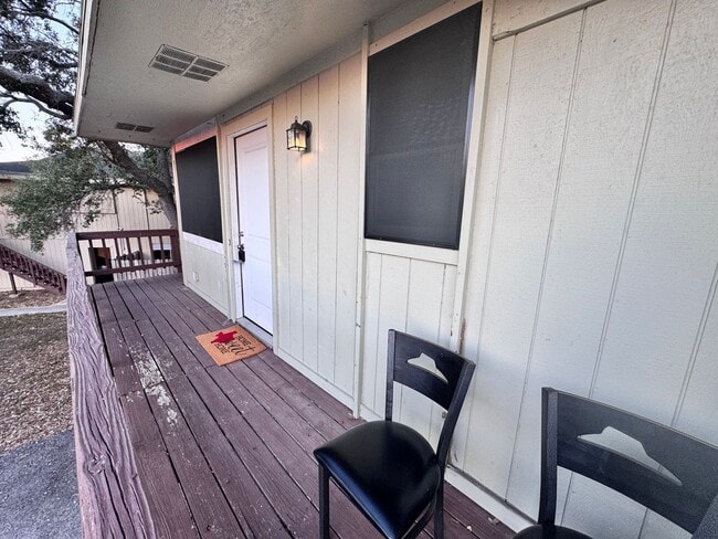 Building Photo - SECOND STORY CONDO WITH BILLS PAID