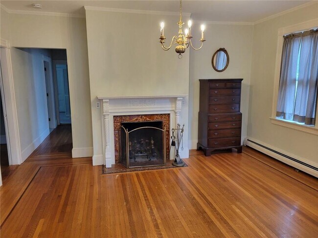 Building Photo - 12 Adelphi Ave