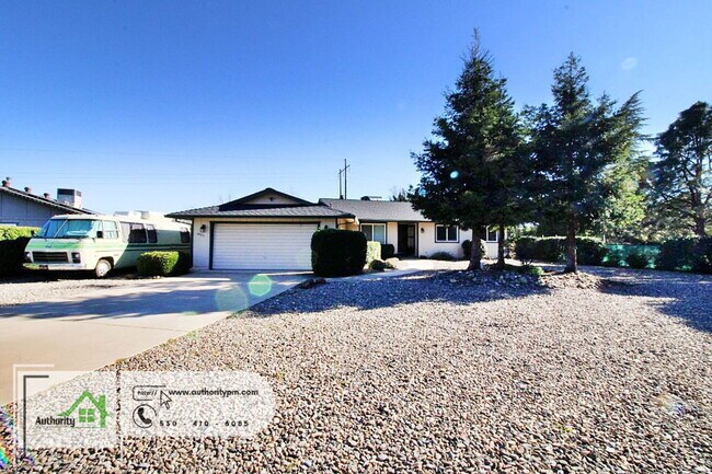 Building Photo - 20231 Margarita Ct E