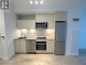 Building Photo - 60 Princess St