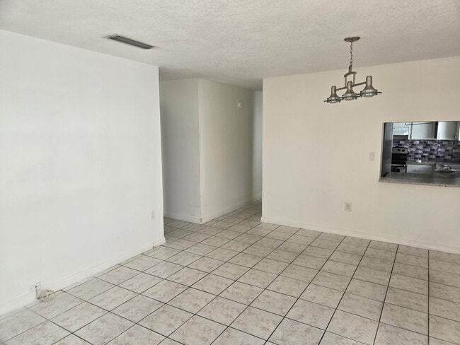 Building Photo - 11304 SW 7th St