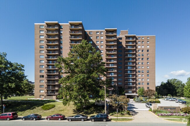 Building Photo - Hallmark Condominium