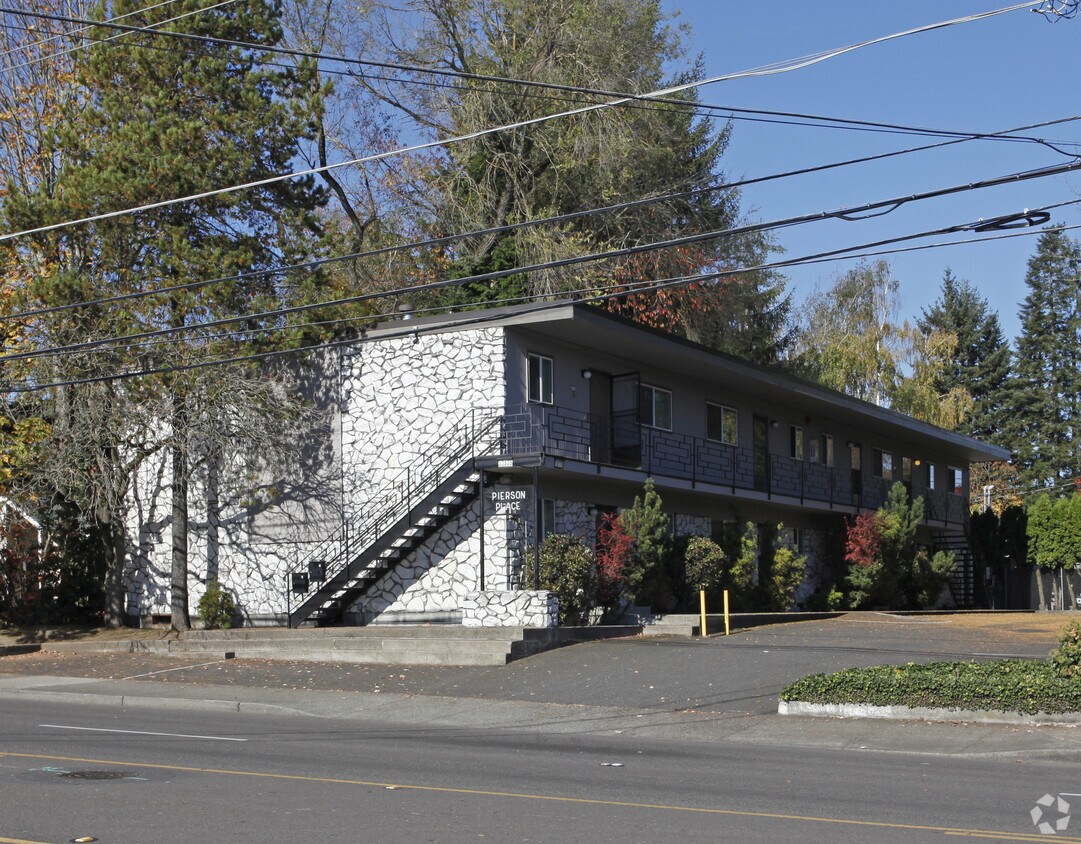Primary Photo - Pierson Place
