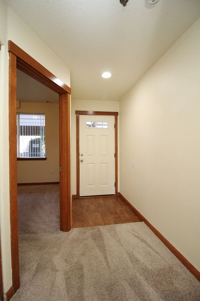 Interior Photo - seaside01