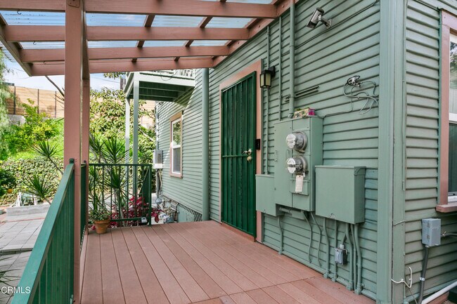 Foto del edificio - 1639 Redcliff St