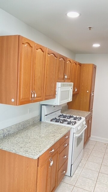 Foto del edificio - 21W581 North Ave