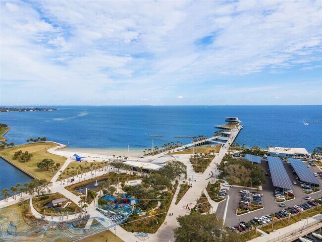 Foto del edificio - 100 Beach Dr NE