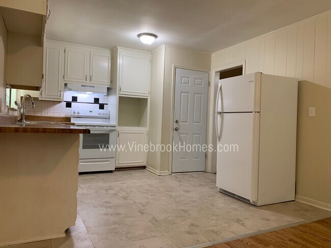Foto del edificio - 10121 Fremont Ave